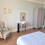 Konukevi Domaine De Chantageasse 3*