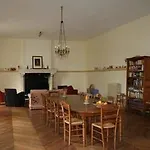 Domaine De Chantageasse אסניירס-לה-גיראוד