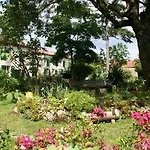 Domaine De Chantageasse Konukevi 3*
