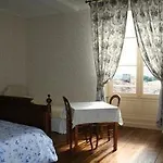 Domaine De Chantageasse Konukevi 3*