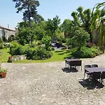 Konukevi Domaine De Chantageasse 3*