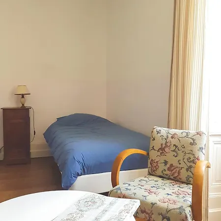 Domaine De Chantageasse Guest house 3*
