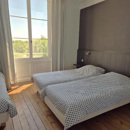 Domaine De Chantageasse Guest house Asnieres-la-Giraud