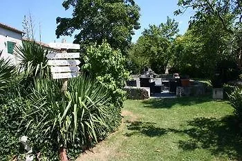 Domaine De Chantageasse