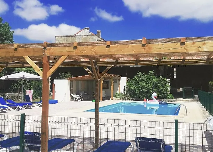 Guest house Domaine De Chantageasse Asnieres-la-Giraud